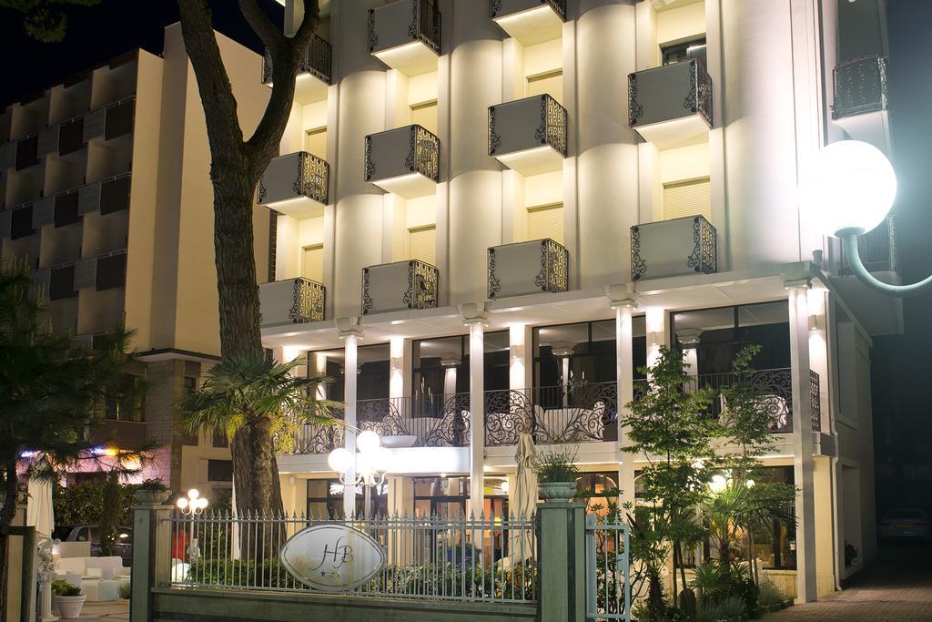 Hotel Baby B&B Милано Мартима Екстериор снимка