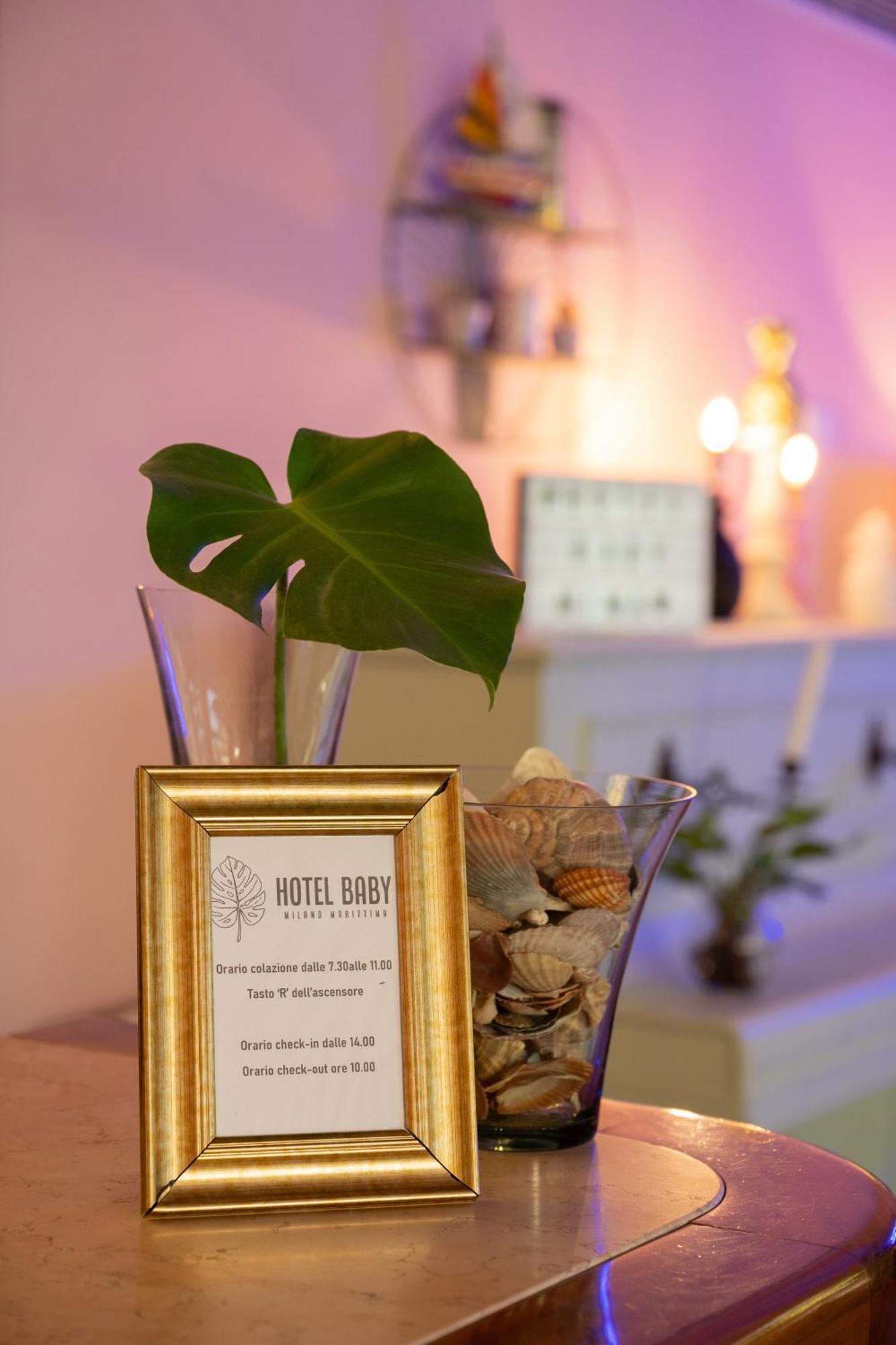 Hotel Baby B&B Милано Мартима Екстериор снимка