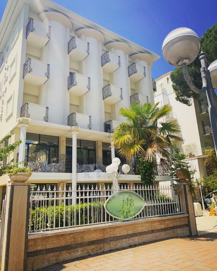 Hotel Baby B&B Милано Мартима Екстериор снимка